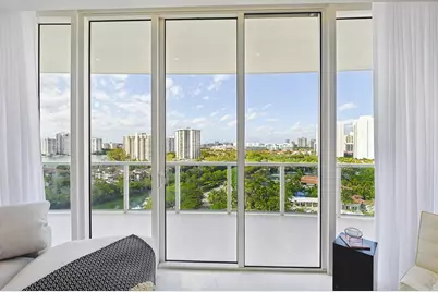 4100 Island Boulevard #1204, Aventura, FL 33160 - Photo 9