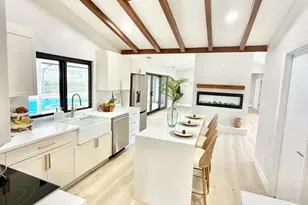 14 SE Paddock Cir, Jupiter, FL 33469 - Photo 9