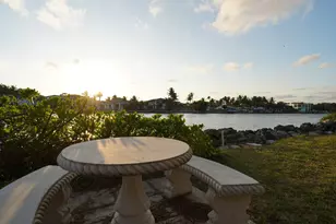 2101 Marina Isle Way, Jupiter, FL 33477 - Photo 17