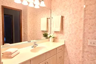 604 SE Castle Ct, Port Saint Lucie, FL 34952 - Photo 5