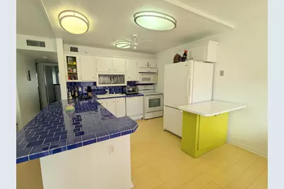 113 Wellington M, West Palm Beach, FL 33417 - Photo 3