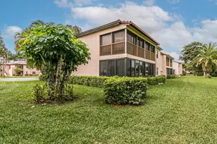 9264 Vista Del Lago, Boca Raton, FL 33428 - Photo 3