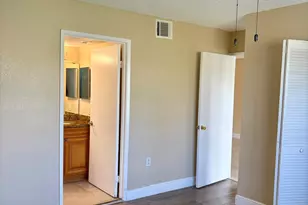 1545 Lake Crystal Dr, West Palm Beach, FL 33411 - Photo 9