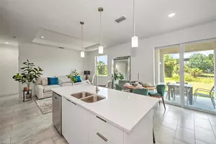 9006 S Castle Cir, Labelle, FL 33935 - Photo 9