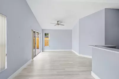 6211 Buena Vista Drive, Margate, FL 33063 - Photo 5