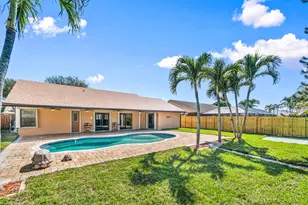 19873 Court Of The Myrtles, Boca Raton, FL 33434 - Photo 3