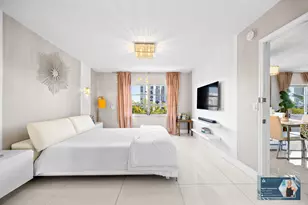 300 Diplomat Pkwy, Hallandale Beach, FL 33009 - Photo 21