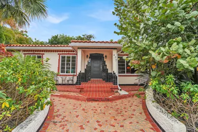 417 N 12th Avenue N, Lake Worth Beach, FL 33460 - Photo 1