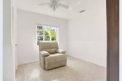 417 N 12th Avenue N, Lake Worth Beach, FL 33460 - Photo 23