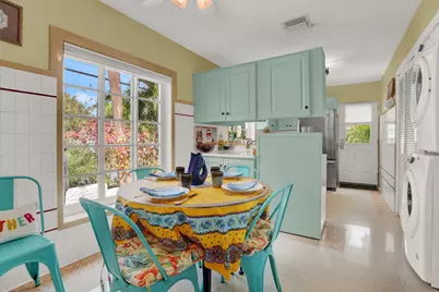 417 N 12th Avenue N, Lake Worth Beach, FL 33460 - Photo 9