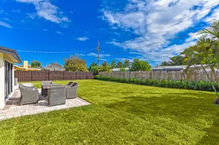 1320 S Deerfield Ave, Deerfield Beach, FL 33441 - Photo 23