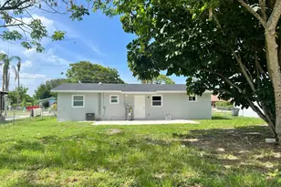 2801 Ave Q Ave, Fort Pierce, FL 34947 - Photo 17