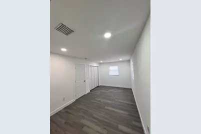 2801 Avenue Q Avenue, Fort Pierce, FL 34947 - Photo 7