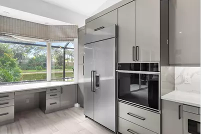 8110 Sandpiper Way, West Palm Beach, FL 33412 - Photo 9