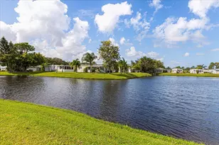 10 Juan Carlos Ln, Port Saint Lucie, FL 34952 - Photo 11