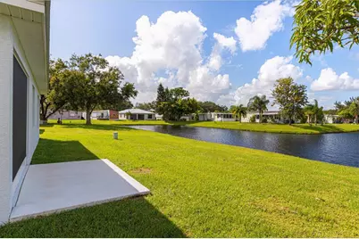 10 Juan Carlos Lane, Port Saint Lucie, FL 34952 - Photo 13