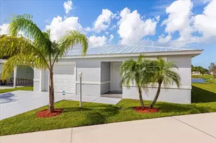 10 Juan Carlos Ln, Port Saint Lucie, FL 34952 - Photo 3