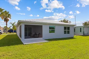 10 Juan Carlos Ln, Port Saint Lucie, FL 34952 - Photo 13