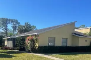 202 Sparrow Dr, West Palm Beach, FL 33411 - Photo 1
