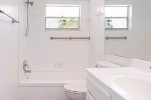 202 Sparrow Dr, Royal Palm Beach, FL 33411 - Photo 19