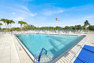 32 Colonial Club Dr, Boynton Beach, FL 33435 - Photo 3