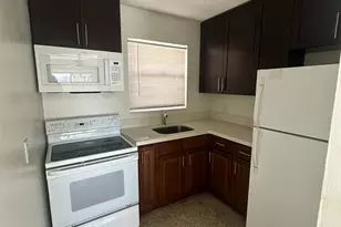 528-530 Mayflower Rd, West Palm Beach, FL 33405 - Photo 5