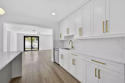 451 Dionne Drive, West Palm Beach, FL 33406 - Photo 11