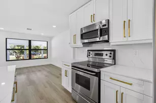 451 Dionne Dr, West Palm Beach, FL 33406 - Photo 13