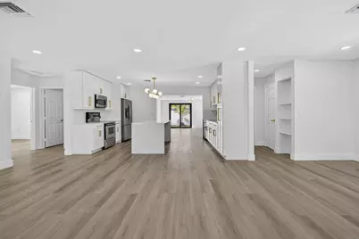 451 Dionne Drive, West Palm Beach, FL 33406 - Photo 5