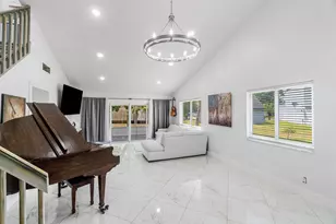 101 Azalea Cir, Boynton Beach, FL 33436 - Photo 11