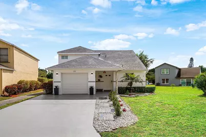 101 Azalea Circle, Boynton Beach, FL 33436 - Photo 1