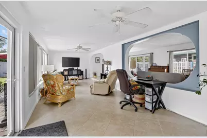 882 Azalea Court, Plantation, FL 33317 - Photo 15