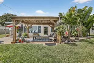 882 Azalea Ct, Plantation, FL 33317 - Photo 39