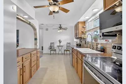 882 Azalea Court, Plantation, FL 33317 - Photo 19