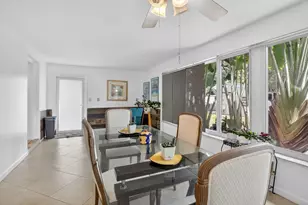 882 Azalea Ct, Plantation, FL 33317 - Photo 17