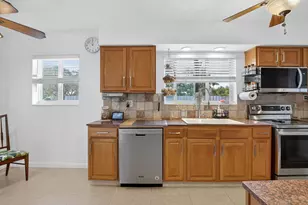 882 Azalea Ct, Plantation, FL 33317 - Photo 23