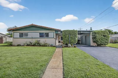 882 Azalea Court, Plantation, FL 33317 - Photo 1