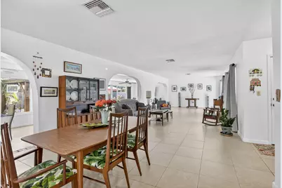 882 Azalea Court, Plantation, FL 33317 - Photo 5
