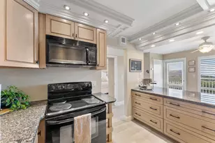 2611 N Riverside Dr, Pompano Beach, FL 33062 - Photo 11