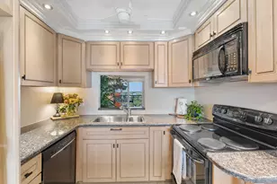 2611 N Riverside Dr, Pompano Beach, FL 33062 - Photo 9