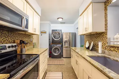 145 SE 3rd Avenue, Boynton Beach, FL 33435 - Photo 9