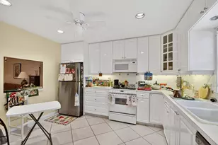 782 Nantucket Cir, Lake Worth, FL 33467 - Photo 5