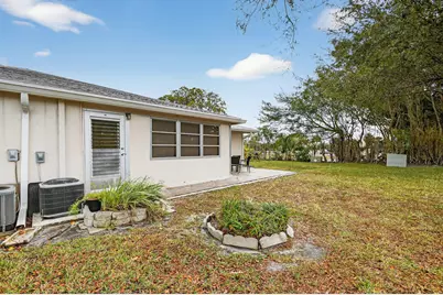 782 Nantucket Circle, Greenacres, FL 33467 - Photo 27