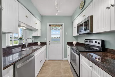 3210 S Lakeview Circle #3-102, Hutchinson Island, FL 34949 - Photo 9