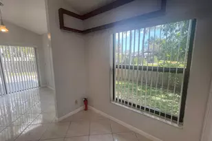 51 Baytree Cir, Boynton Beach, FL 33436 - Photo 11