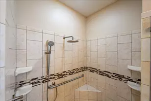 499 NW Blue Lake Dr, Port Saint Lucie, FL 34986 - Photo 17