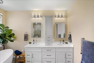 499 NW Blue Lake Dr, Port Saint Lucie, FL 34986 - Photo 13