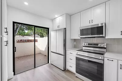 3127 Kingswood Terrace, Boca Raton, FL 33431 - Photo 7