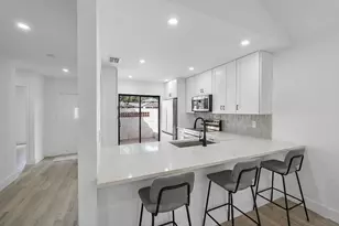 3127 Kingswood Terrace, Boca Raton, FL 33431 - Photo 3