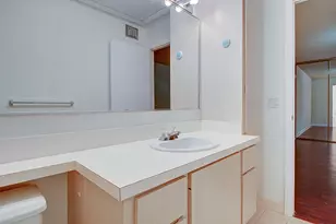 44 Essex Ct, West Palm Beach, FL 33411 - Photo 27